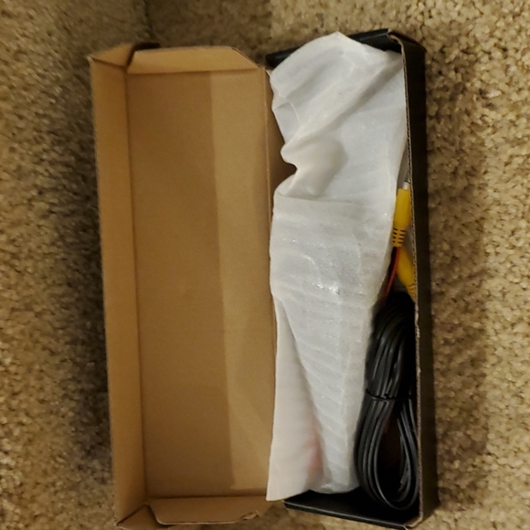 Esky backup camera - Picture 3 of 5